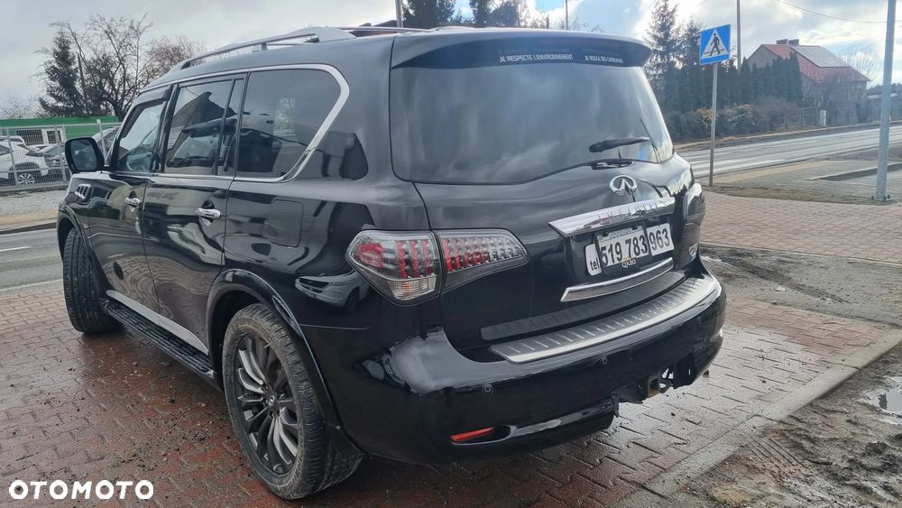 Infiniti QX80 - 17