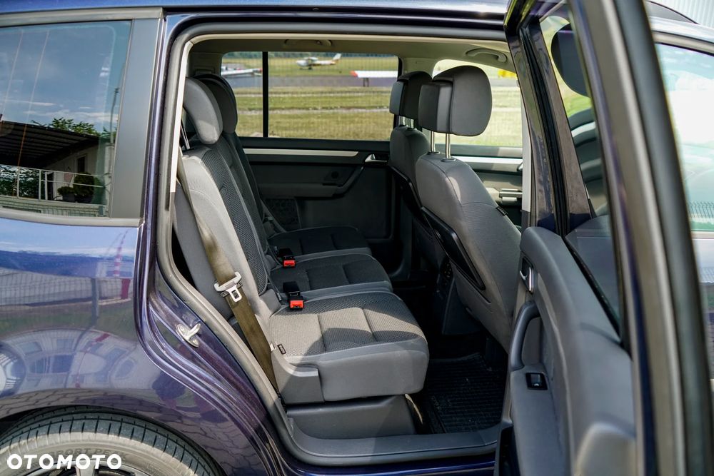 Volkswagen Touran 1.6 TDI DPF Trendline - 20
