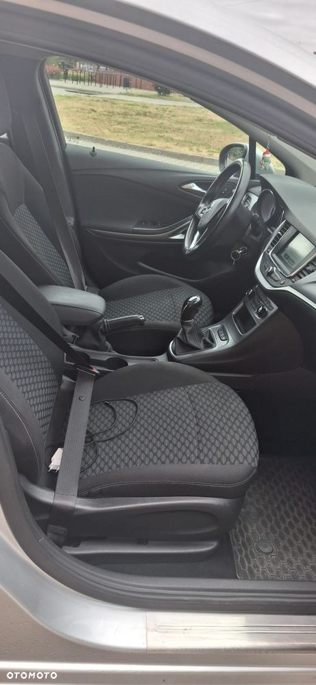 Opel Astra 1.6 CDTI Dynamic - 8