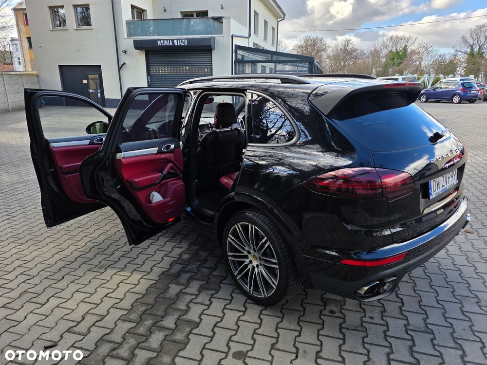 Porsche Cayenne - 19