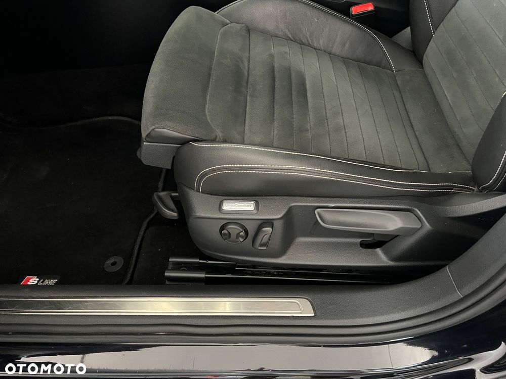 Volkswagen Passat 2.0 TDI EVO Business - 16