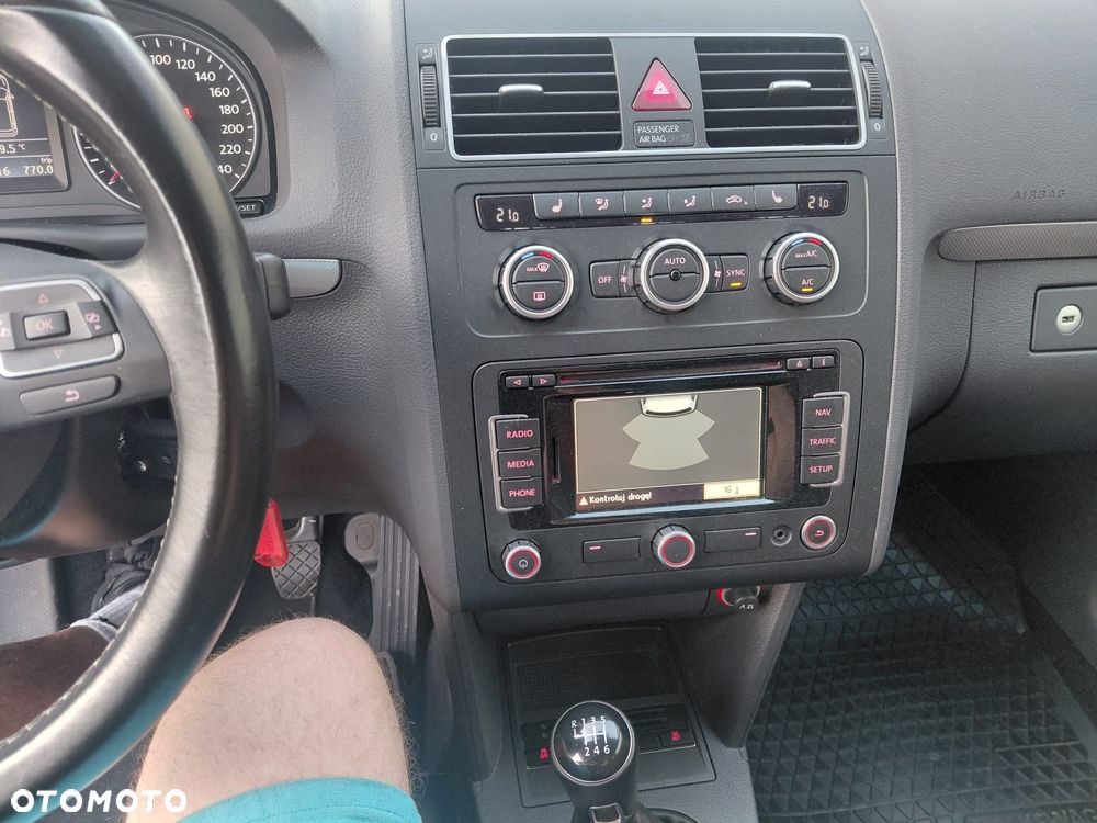 Volkswagen Touran 1.4 TSI Life - 9