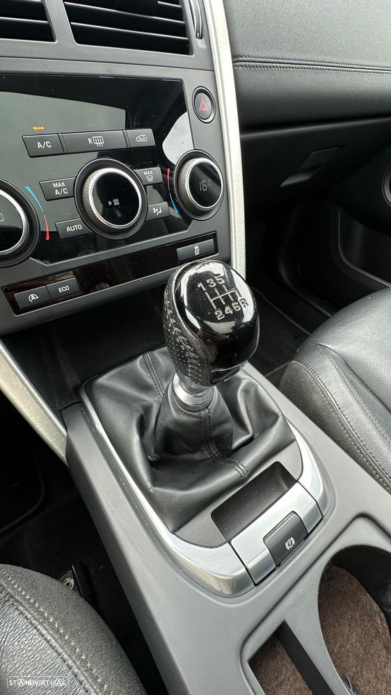 Land Rover Discovery Sport 2.0 TD4 SE - 46