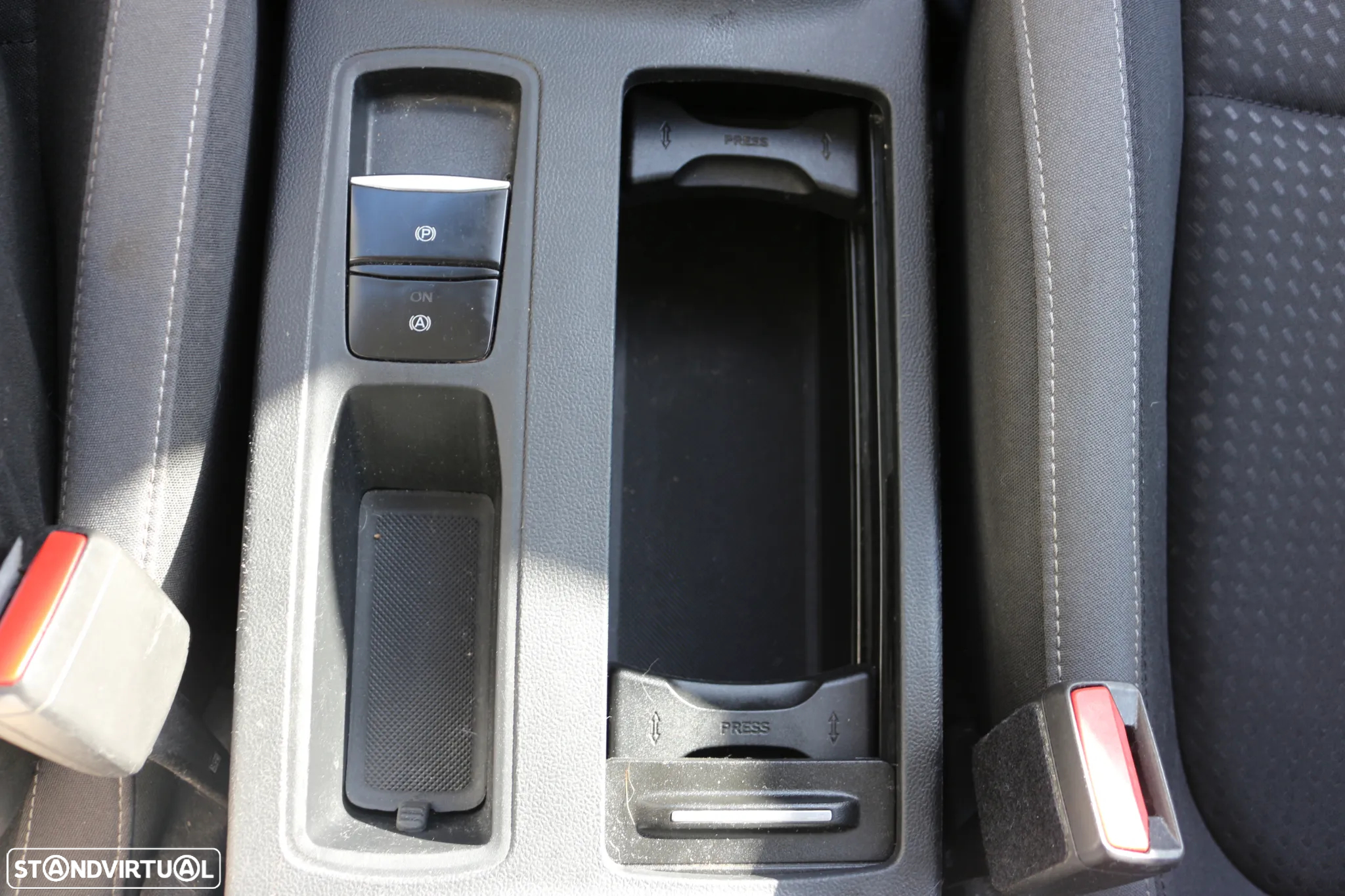 Ford Focus SW 1.5 TDCi EcoBlue Connected - 30