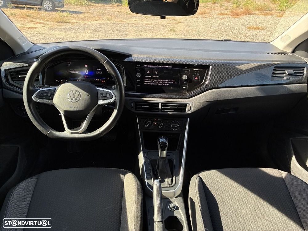 VW Polo 1.0 TSI Urban DSG - 18