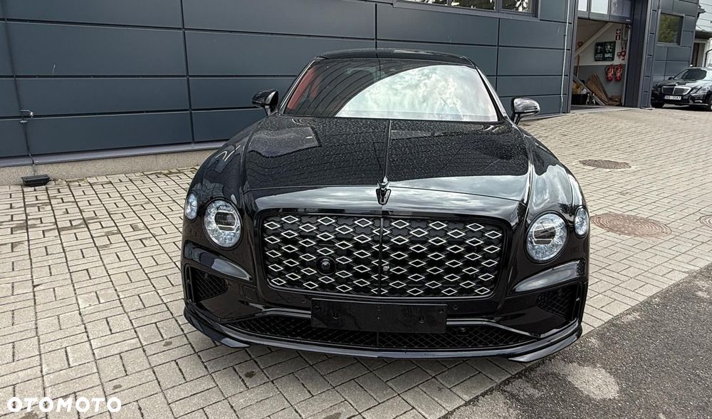 Bentley Flying Spur New V8 PHEV Mulliner - 1