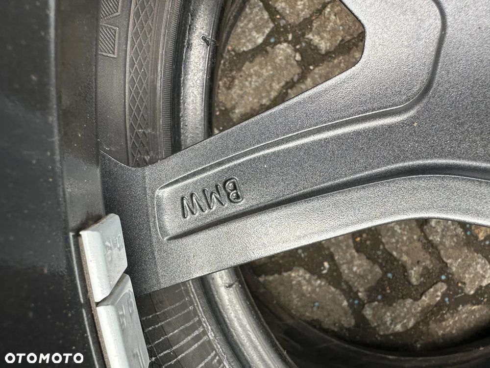 Felga BMW X5 G05 741M 21 9,5J IS 37 8071998 1szt. OE - 7