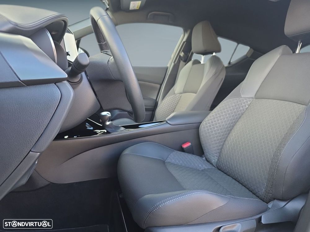 Toyota C-HR 1.8 Hybrid Square Collection - 6