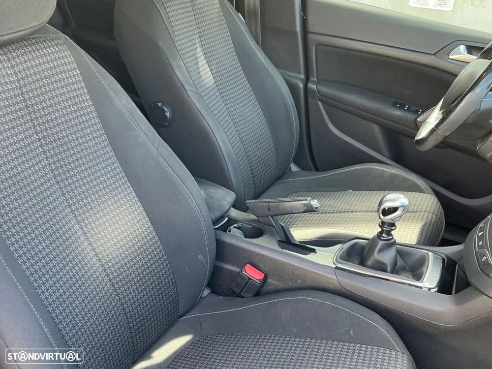 Peugeot 308 SW - 3