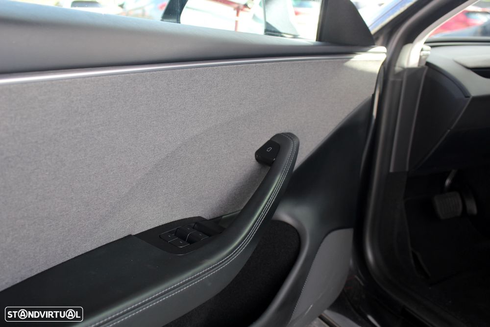 Tesla Model 3 Tração Traseira - 17