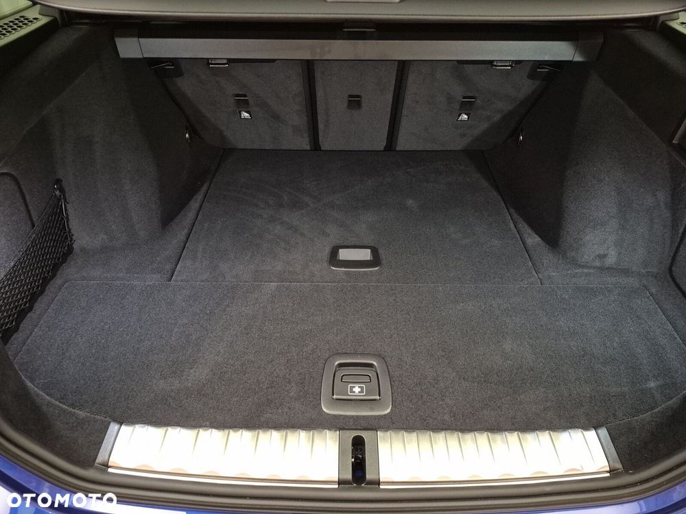 BMW Seria 3 320d xDrive mHEV sport - 18