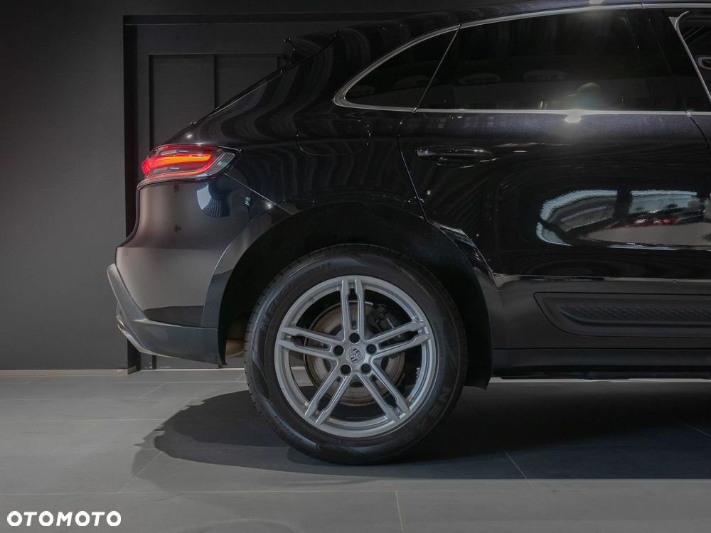 Porsche Macan Standard - 8