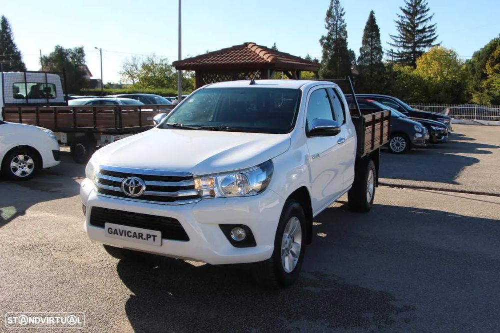 Toyota Hilux 2.4 D-4D 4WD CE Trial - 15
