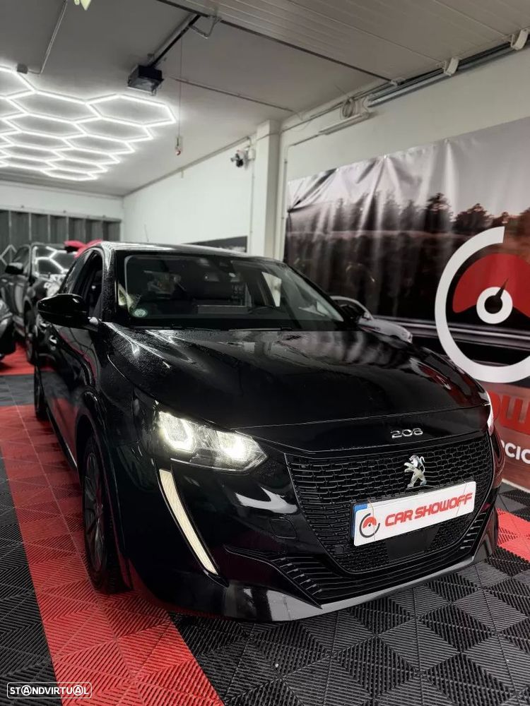 Peugeot e-208 Allure - 1