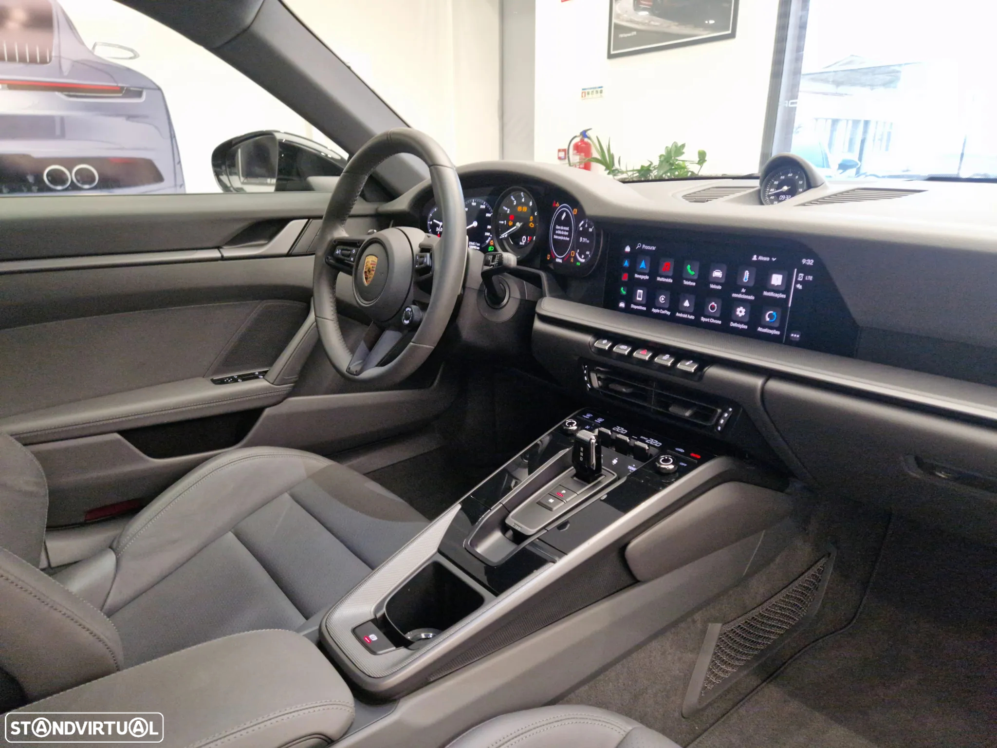 Porsche 911 Série F - 24