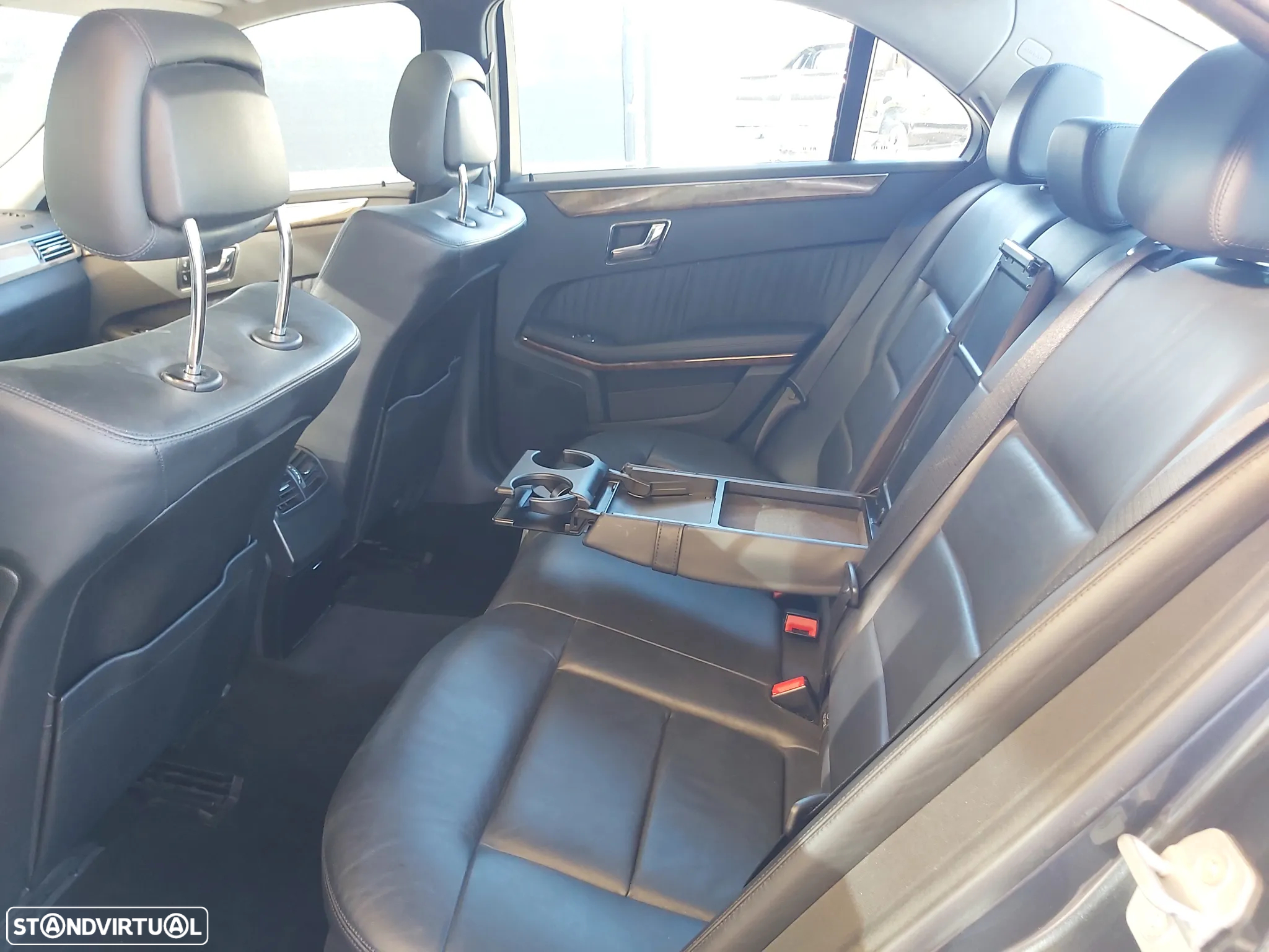 Mercedes-Benz E 350 CDi Elegance BlueEfficiency - 28