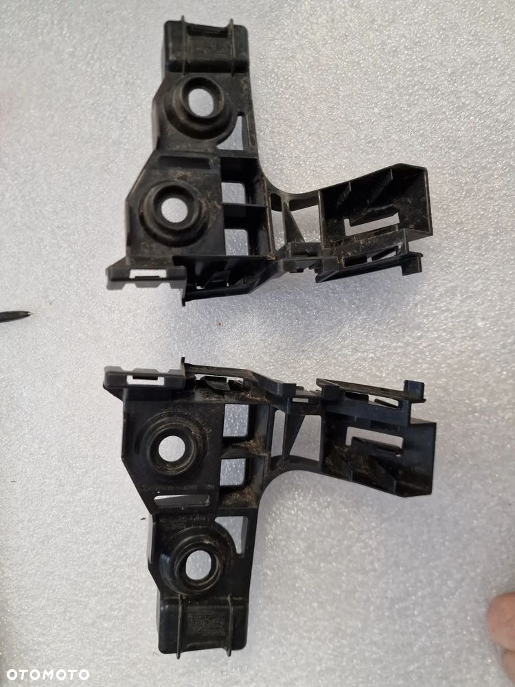 VW SPORTSVAN 13- PRAWY ŚLIZG / MOCOWANIE ZDERZAKA TYLNI TYLNY TYŁ , NR 510807394A , NR AUKCJI MS15 - 4