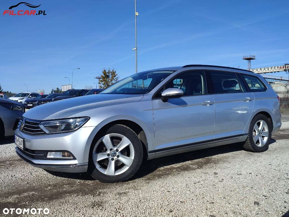 Volkswagen Passat - 22