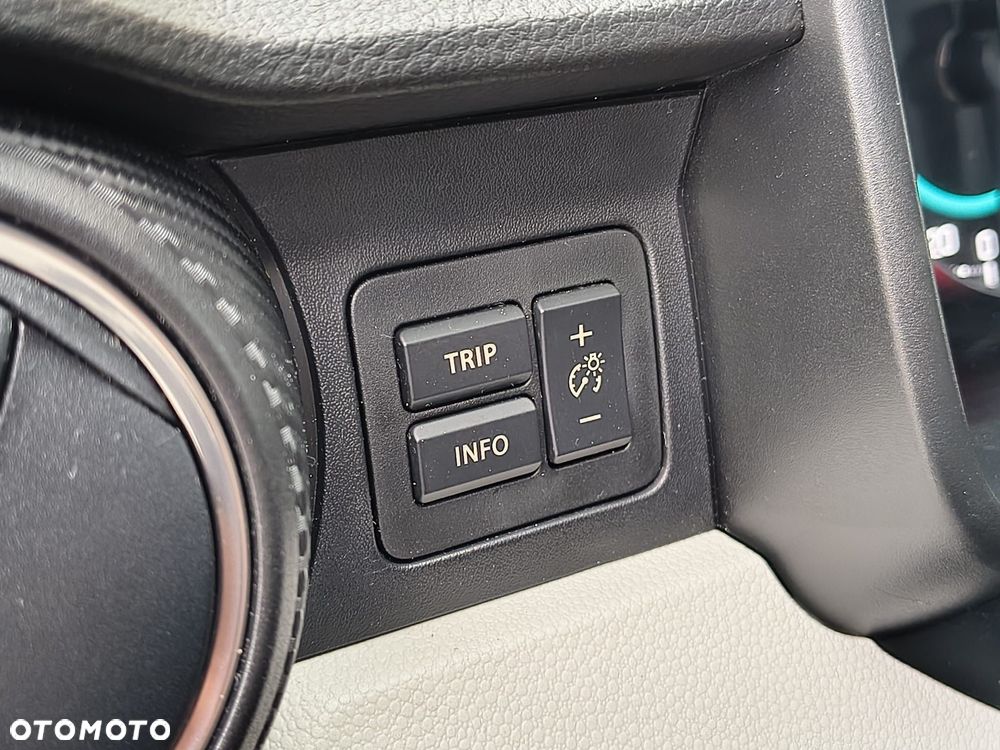 Suzuki Ignis 1.2 Premium - 14