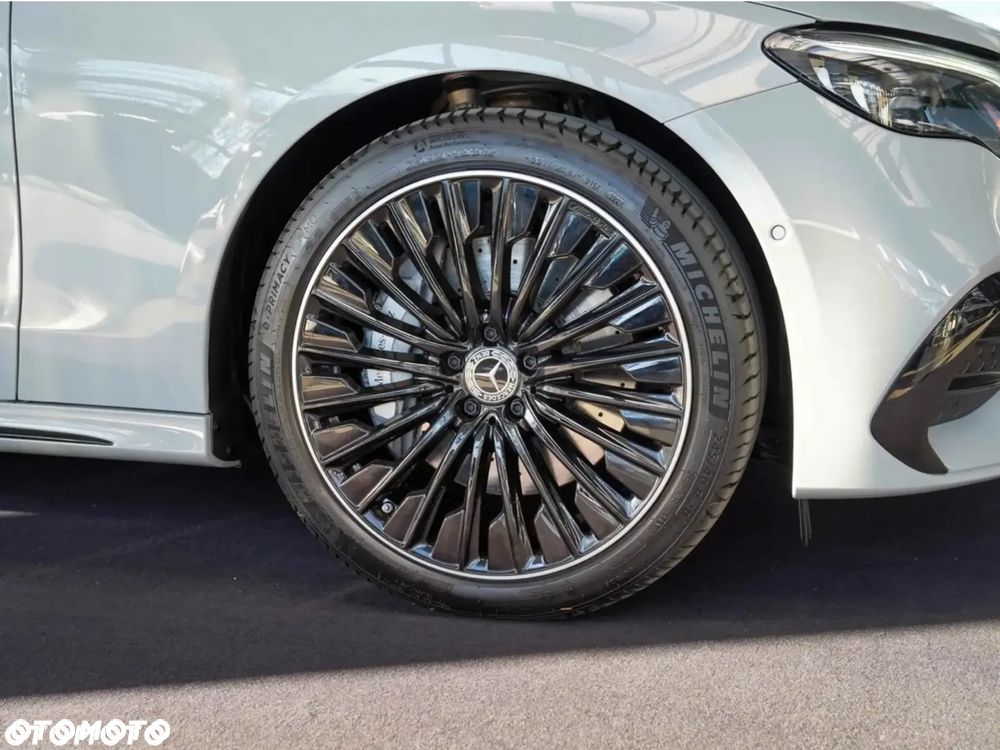 Mercedes-Benz Klasa E 200 4-Matic AMG - 7