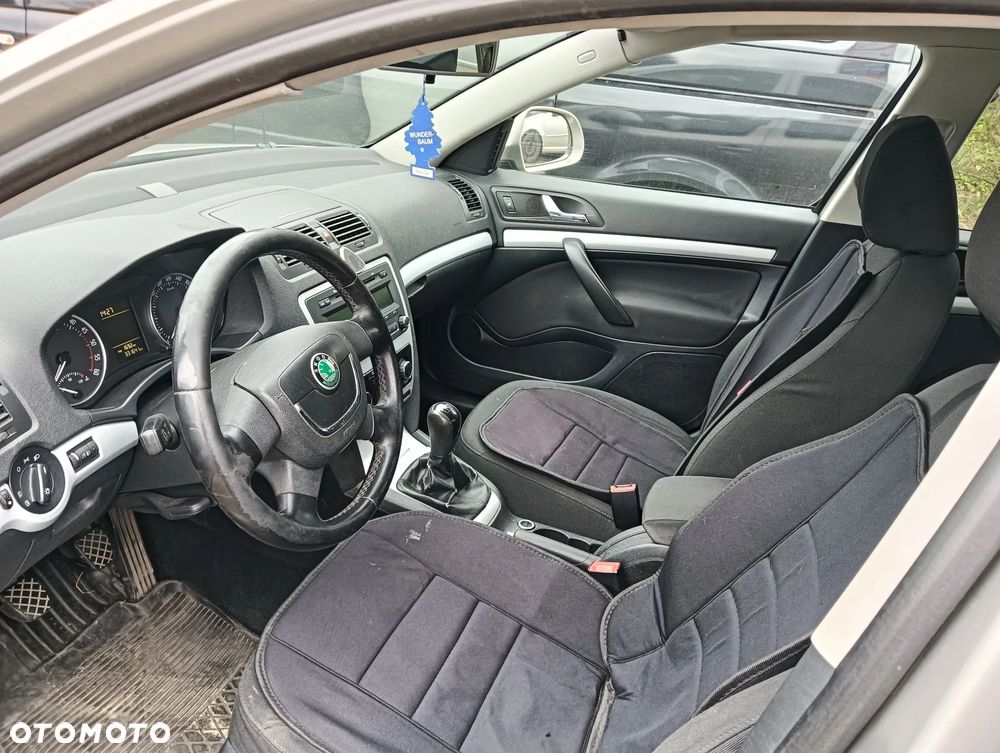 Skoda Octavia 1.6 TDI Classic - 8
