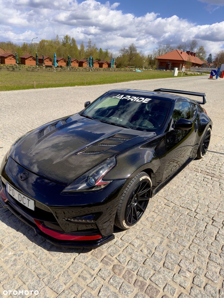 Nissan 370 Z - 5