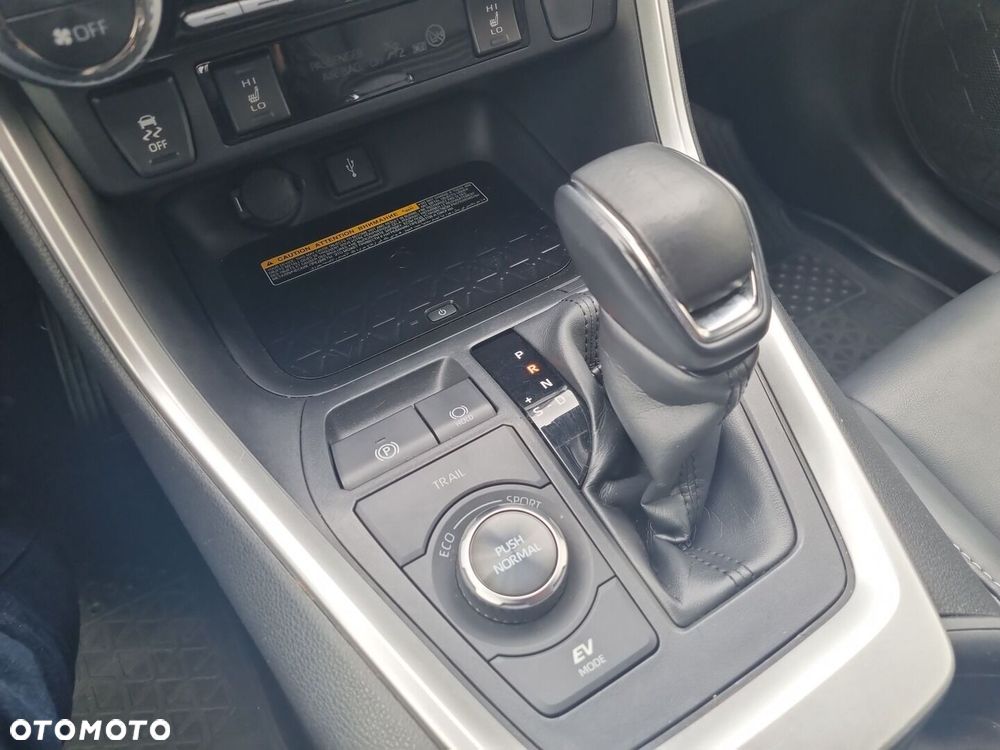 Toyota RAV4 2.5 Hybrid Black Edition by JBL 4x4 - 21