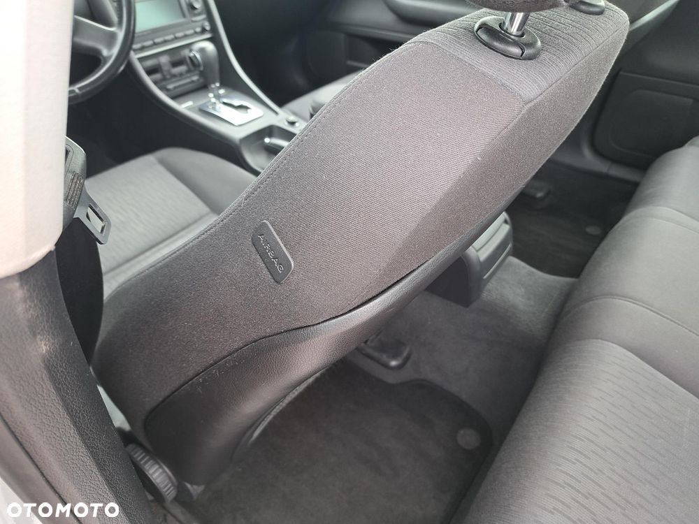 Audi A4 Limousine - 10