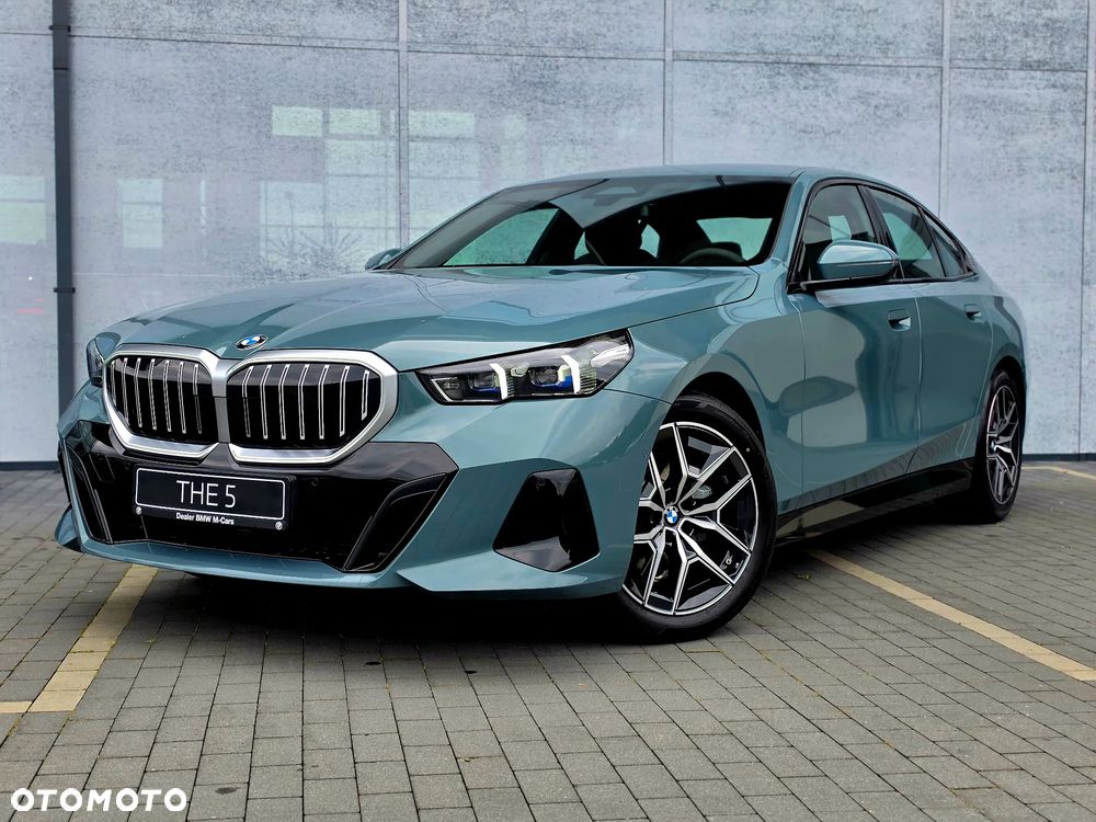 BMW Seria 5 520d mHEV M Sport - 12