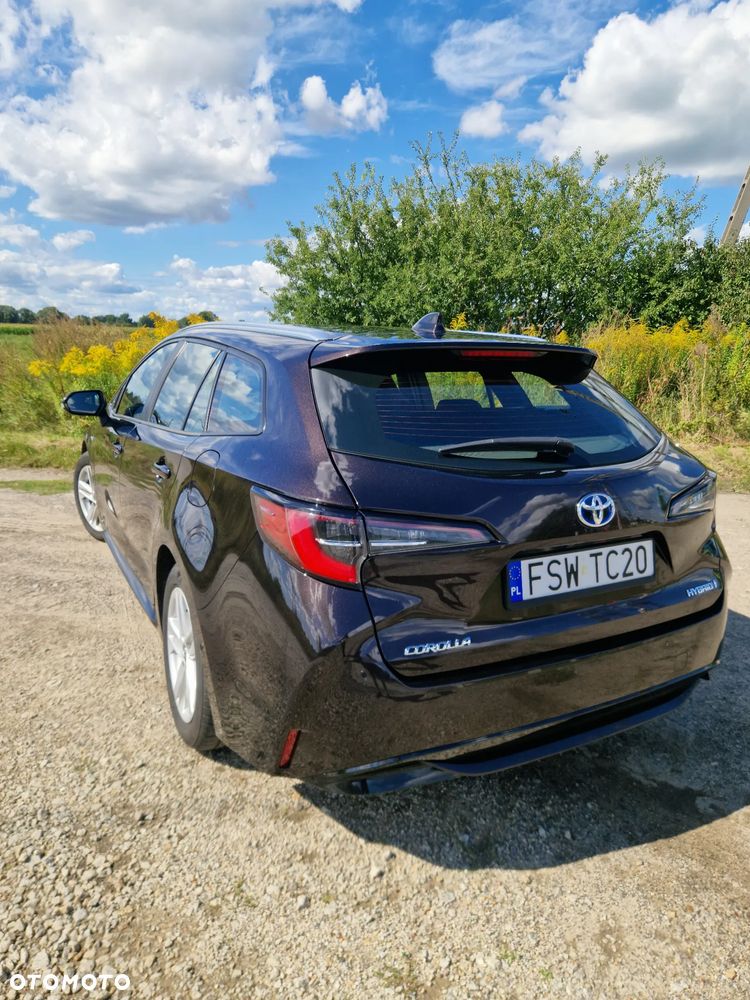 Toyota Corolla 2.0 Hybrid Comfort - 4