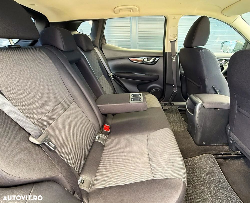 Nissan Qashqai 1.2 DIG-T Xtronic N-Connecta - 21