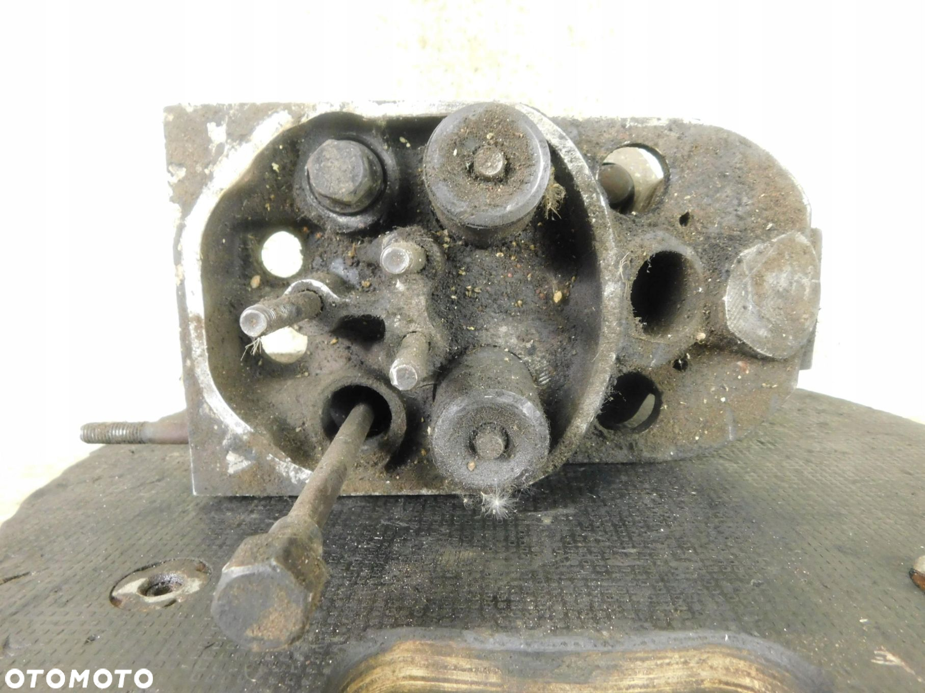9760Kz Rr350 Głowica Silnika Deutz Linde H30 F4L19 - 2