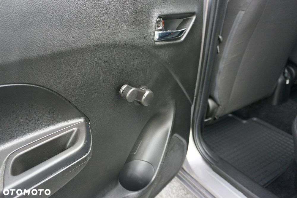 Suzuki Baleno - 12