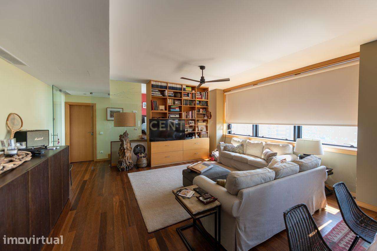 Magnifico Loft com Banheira de Hidromassagem e Vista de Cidade | Porto - Grande imagem: 3/13