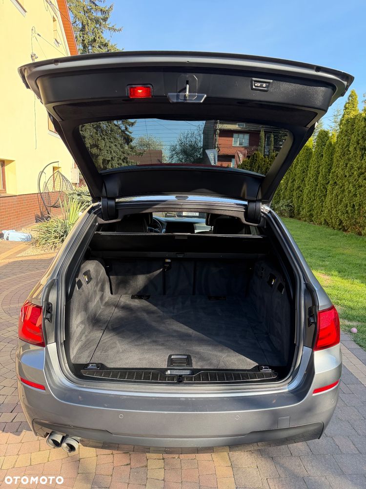 BMW Seria 5 520d Sport-Aut - 25