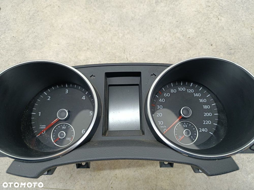 LICZNIK VW GOLF VI 5K0920870C A2C53310327  VDO 2.0 TDI - 3
