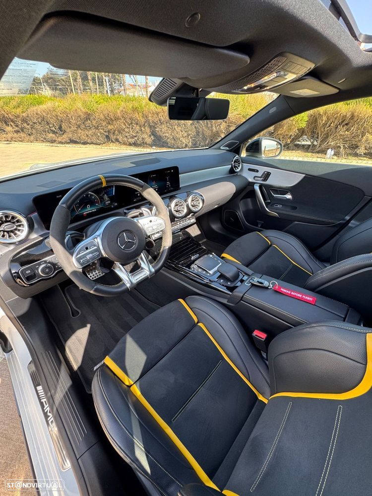 Mercedes-Benz A 45 AMG S 4Matic+ Speedshift DCT 8G Line Premium - 43