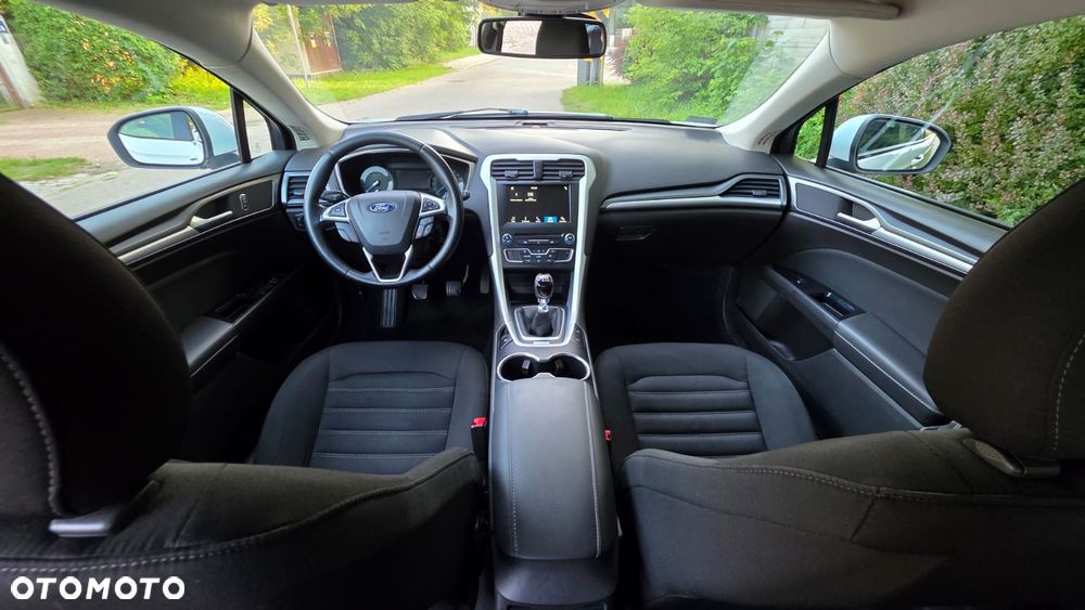 Ford Mondeo 2.0 TDCi Ambiente - 10