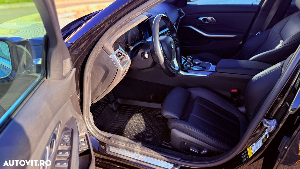 BMW Seria 3 330i xDrive Aut. Sport Line - 5