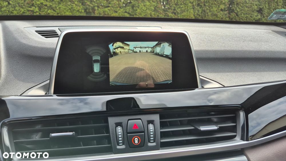 BMW X1 xDrive20i Sport - 21