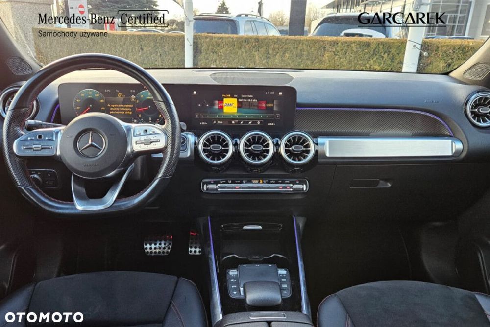 Mercedes-Benz GLB - 13