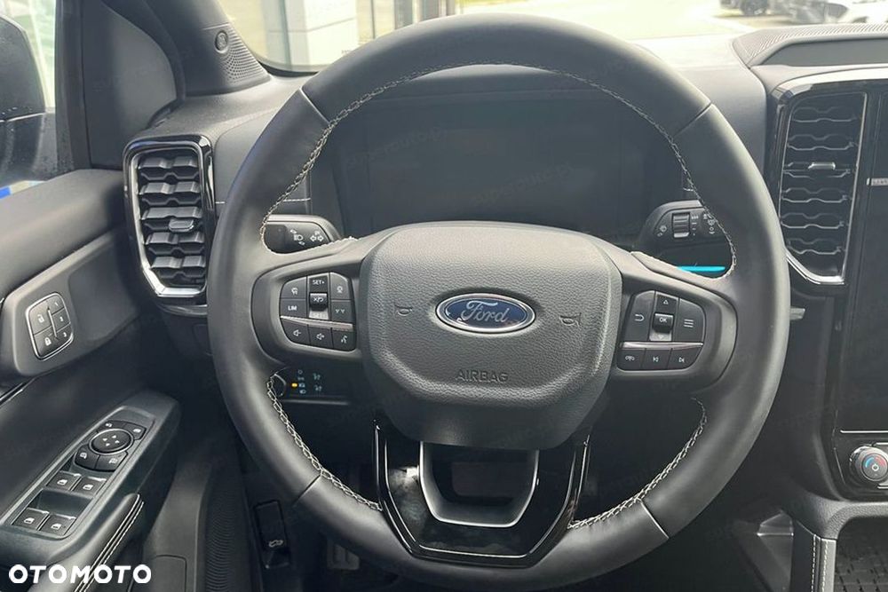 Ford Ranger - 8