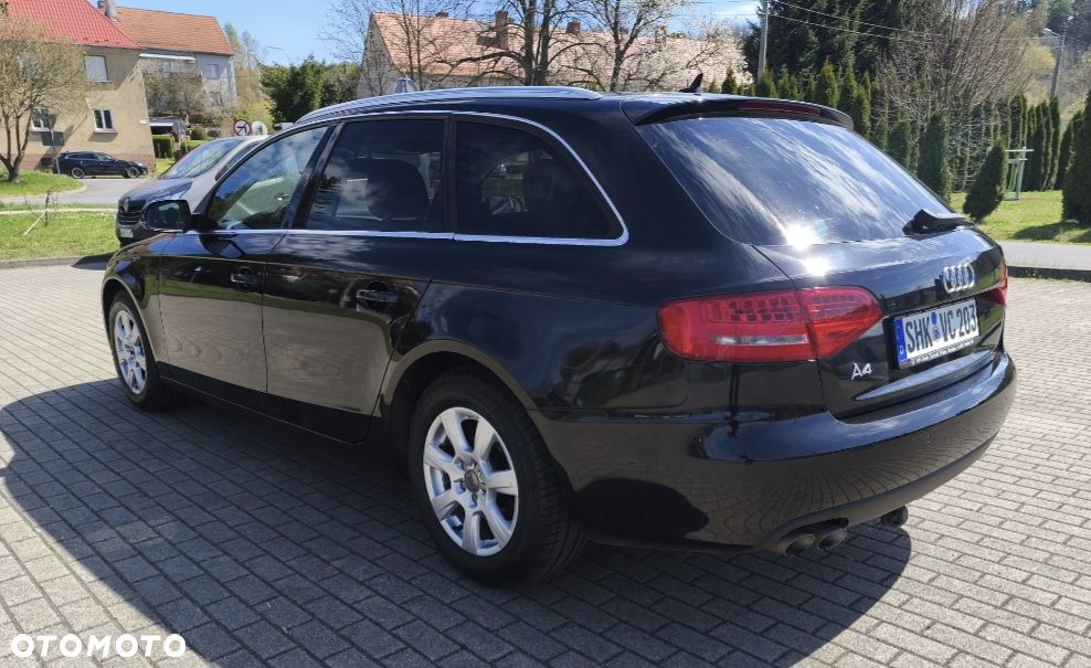 Audi A4 Avant 2.0 TDI DPF quattro - 3