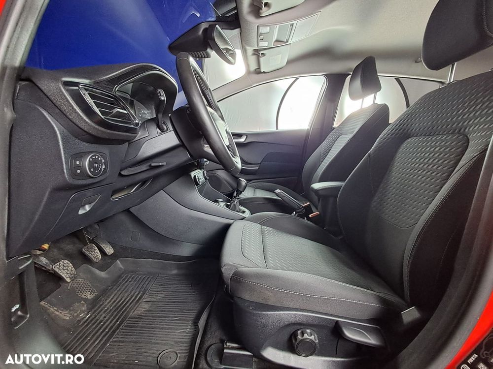 Ford Fiesta - 11