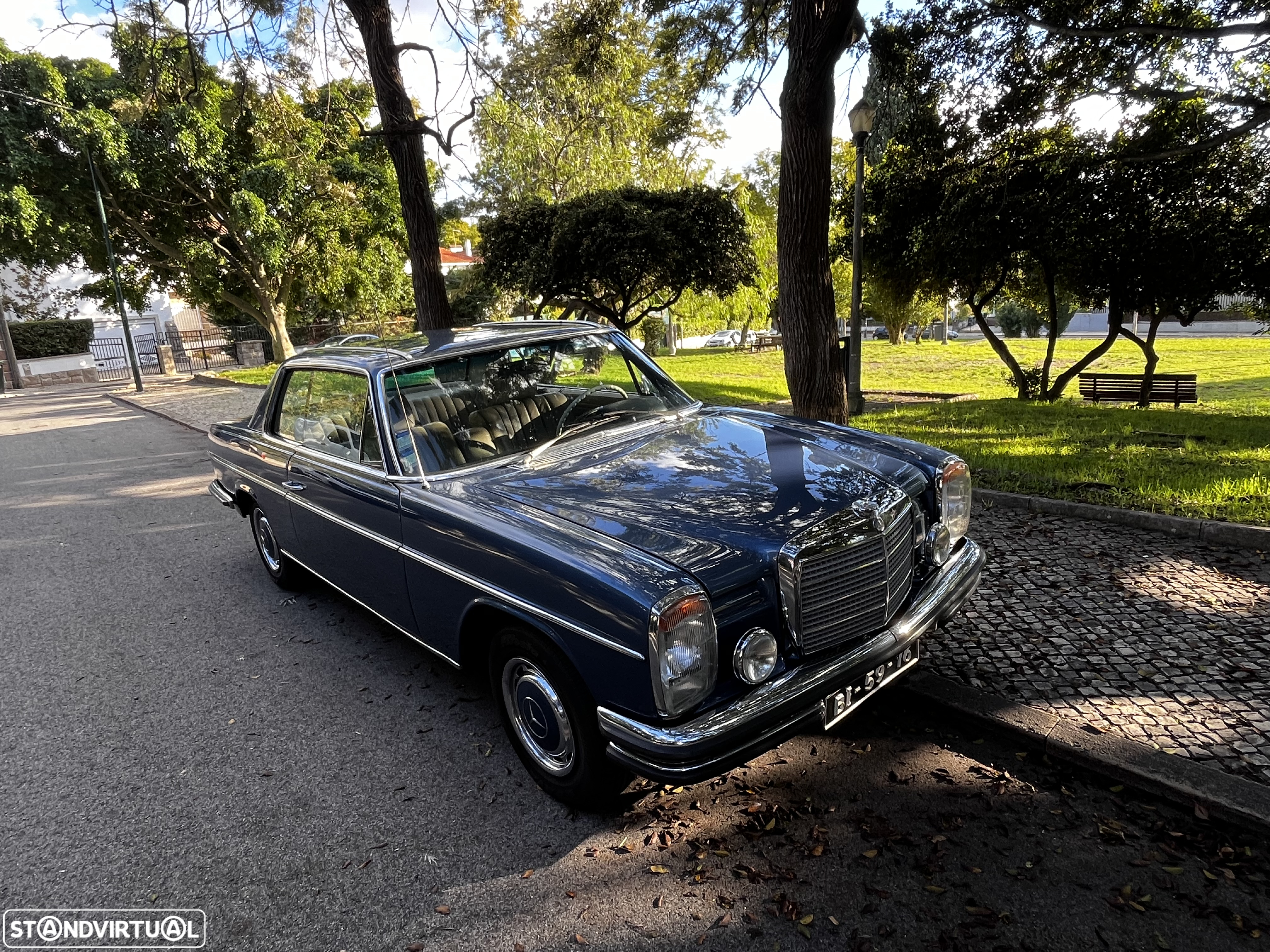 Mercedes-Benz 250 - 4