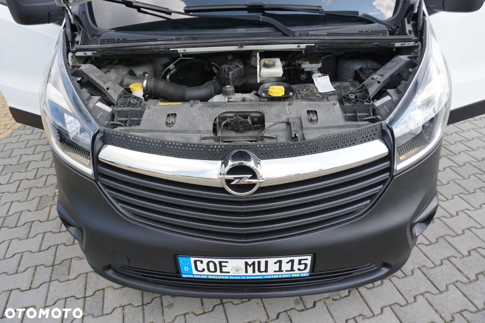 Opel Vivaro - 37