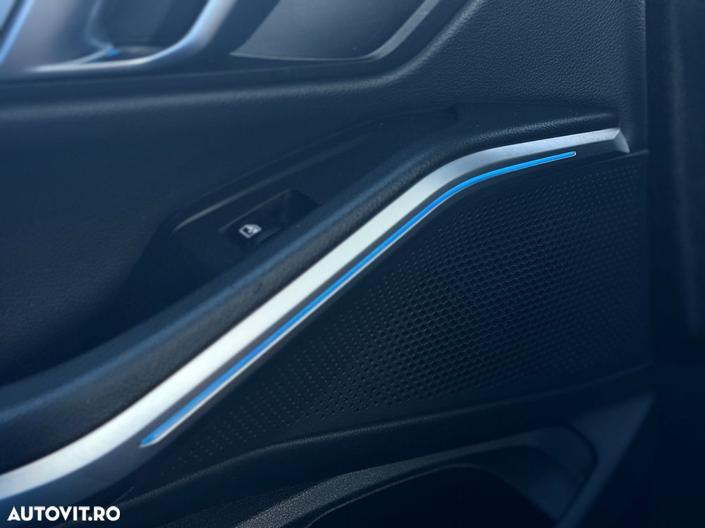 BMW Seria 3 - 38
