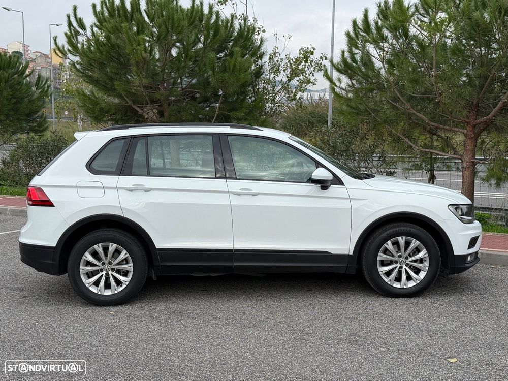 VW Tiguan 1.6 TDI Tech - 12