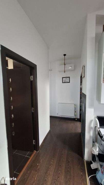Apartament cu 3 camere, 65 mp, terasa ,parcare, zona Eroilor — fotografia 3