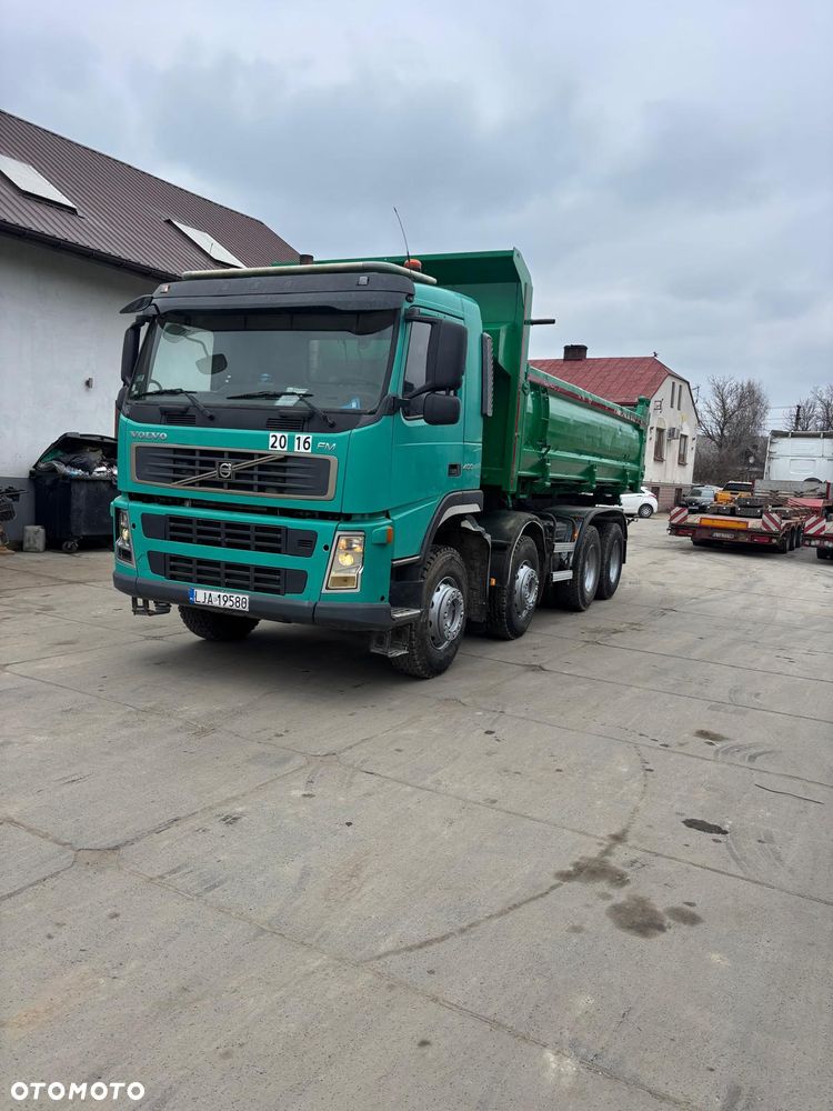 Volvo FM 400 8X4 Manual - 6